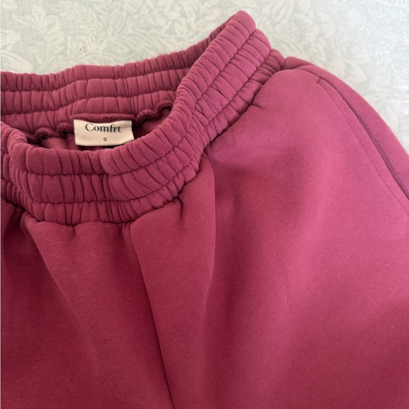 Comfrt Airplane Mode Travel Hoodie/ Jogger Set - Picture 9 of 11